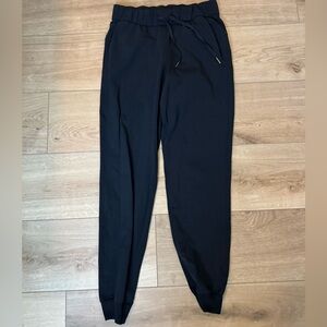 LULULEMON ON THE FLY JOGGERS
